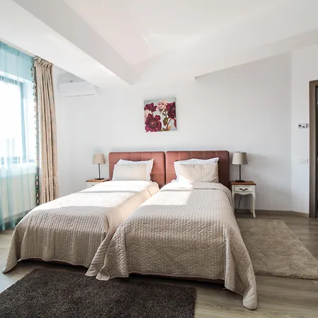 Готель La Casa 3*