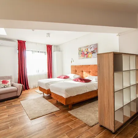 La Casa 3*