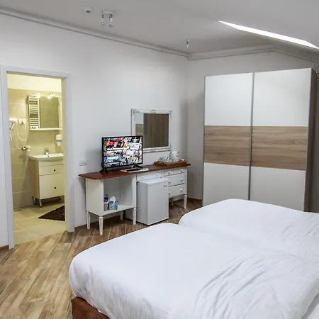 Готель La Casa 3*