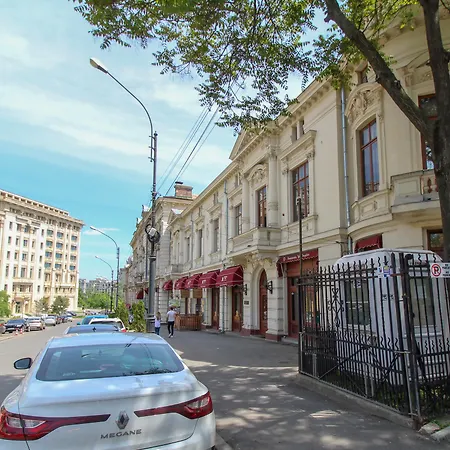 Готель La Casa 3*
