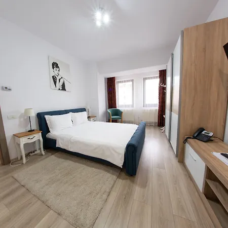La Casa 3*