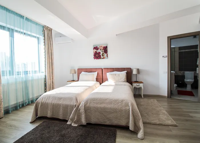 Hotel La Casa 3*