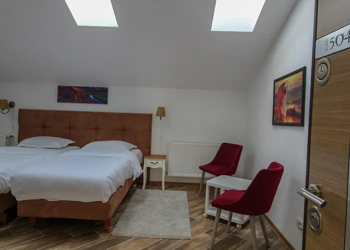 La Casa Hotel