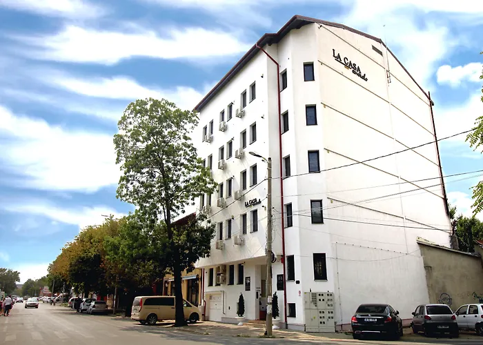 La Casa Hotel 3*