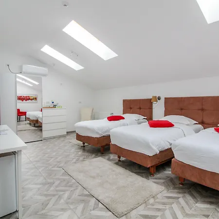 La Casa Bucarest