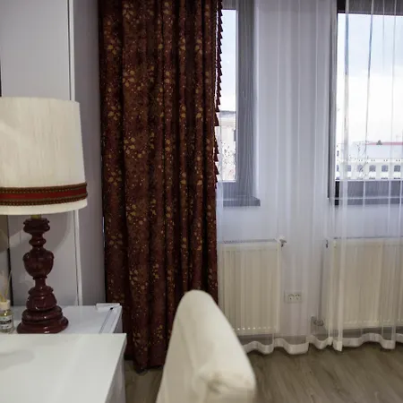 La Casa Hotel