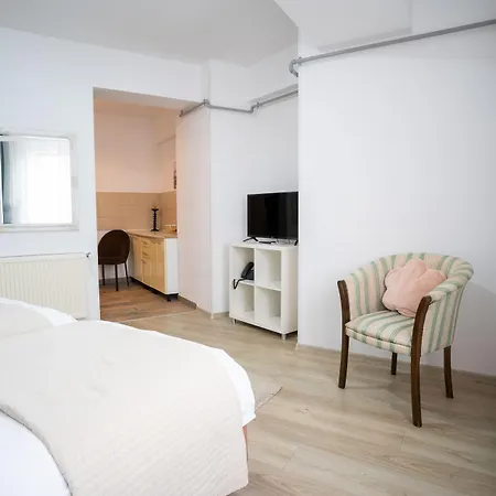 La Casa 3* Bucureşti