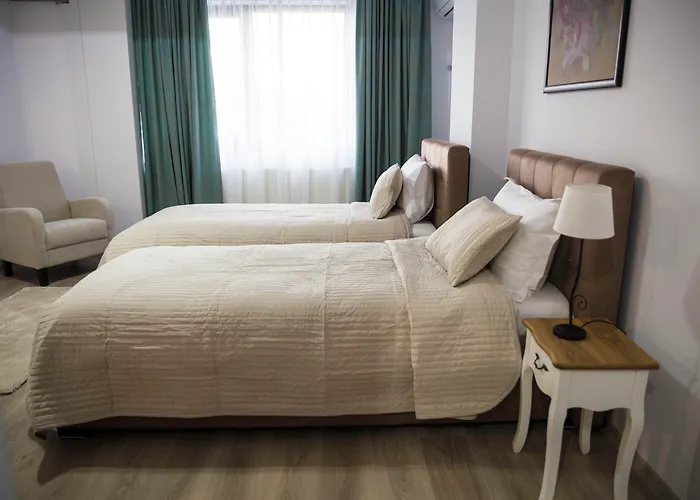 La Casa Hotel