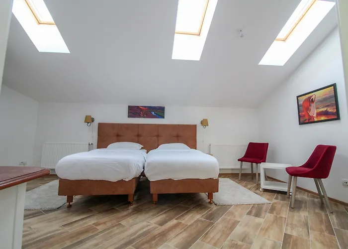 La Casa Hotel
